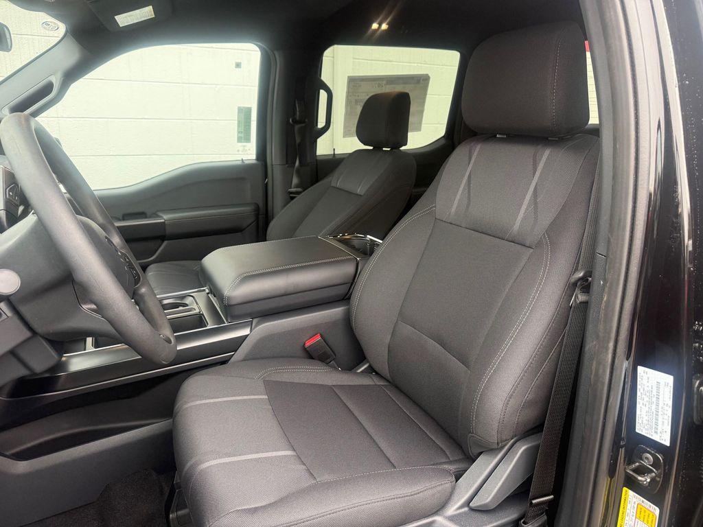 new 2026 Ford F-150 car, priced at $52,425