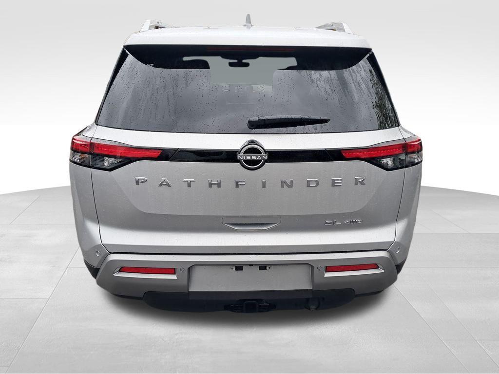 new 2025 Nissan Pathfinder car, priced at $40,244