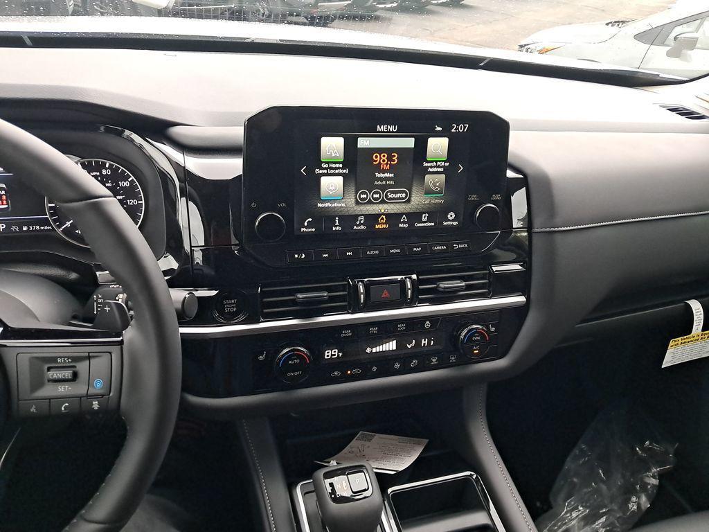 new 2025 Nissan Pathfinder car, priced at $40,244