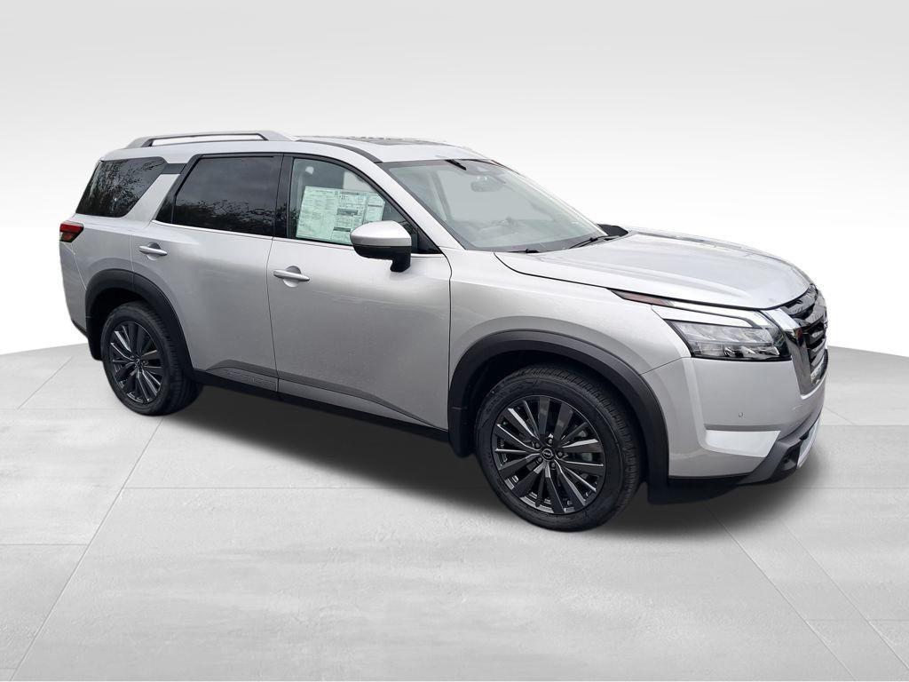 new 2025 Nissan Pathfinder car, priced at $40,244