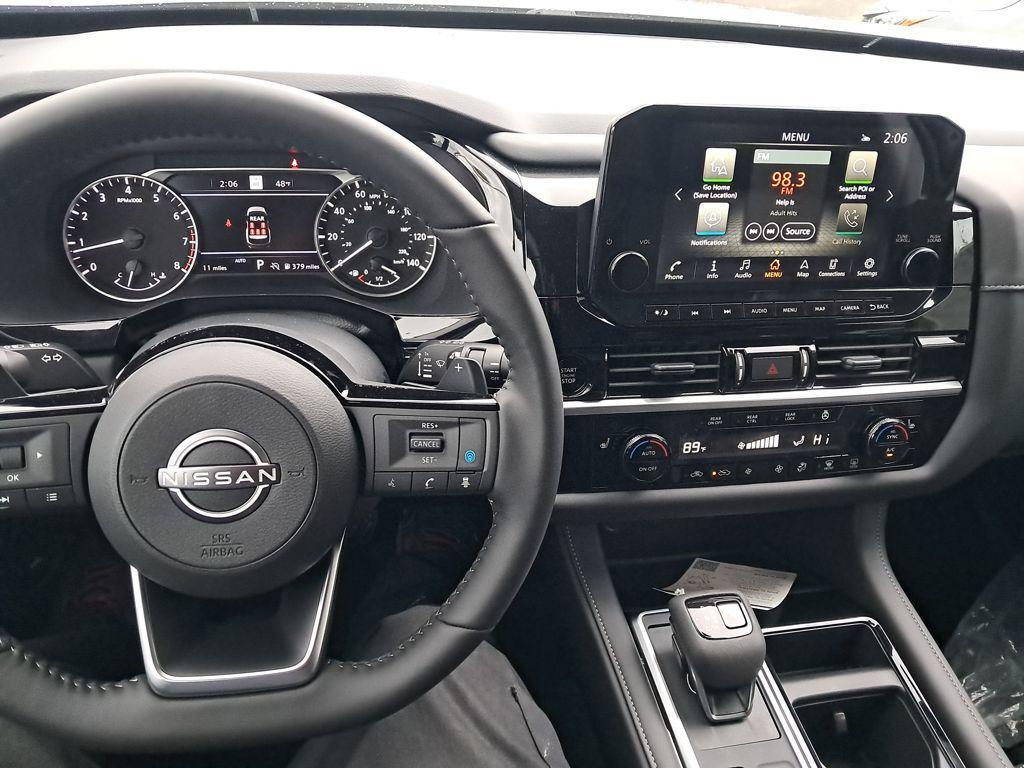 new 2025 Nissan Pathfinder car, priced at $40,244