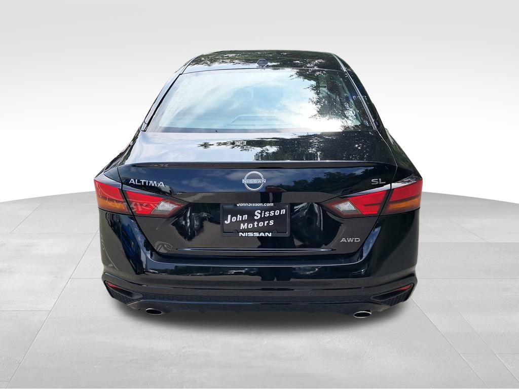 new 2025 Nissan Altima car, priced at $33,812