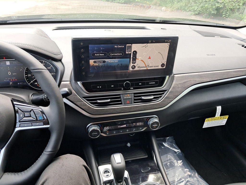 new 2025 Nissan Altima car, priced at $33,812