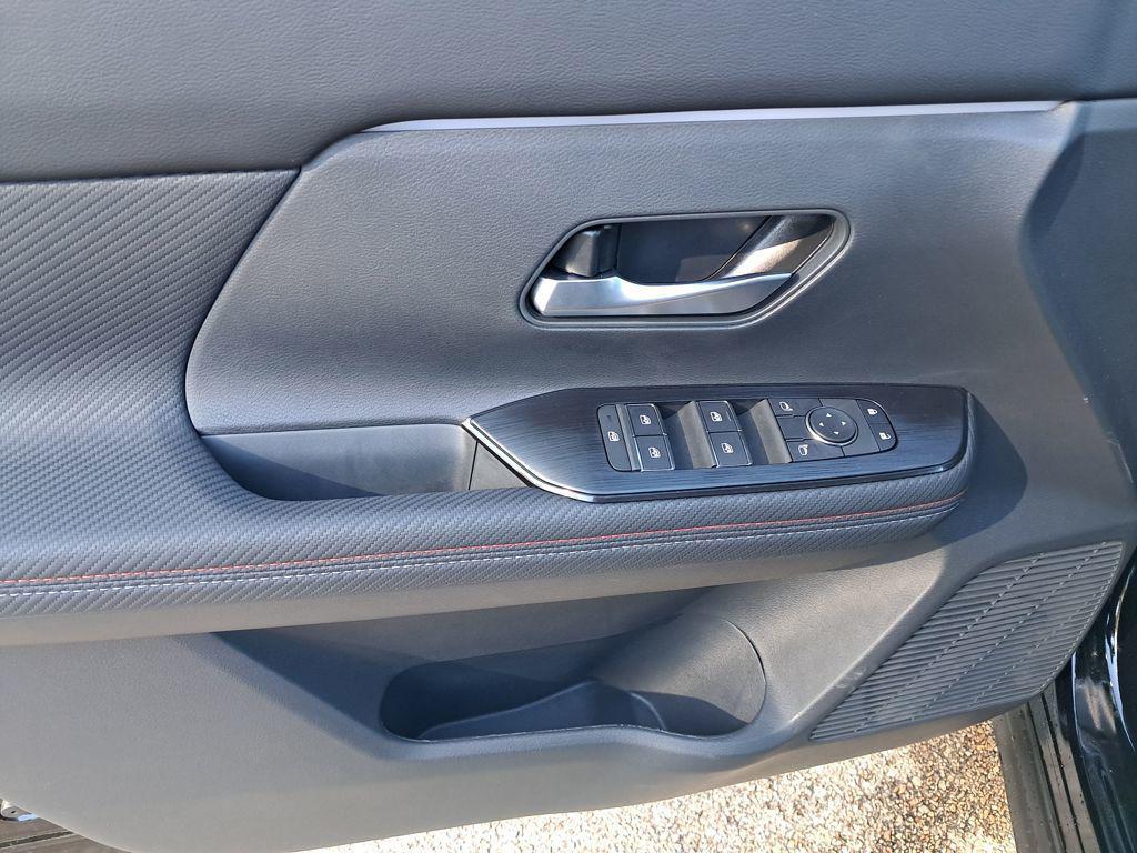 new 2026 Nissan Kicks car, priced at $29,233