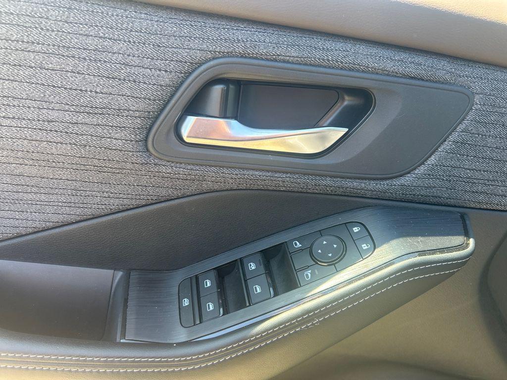 used 2023 Nissan Rogue car, priced at $24,725