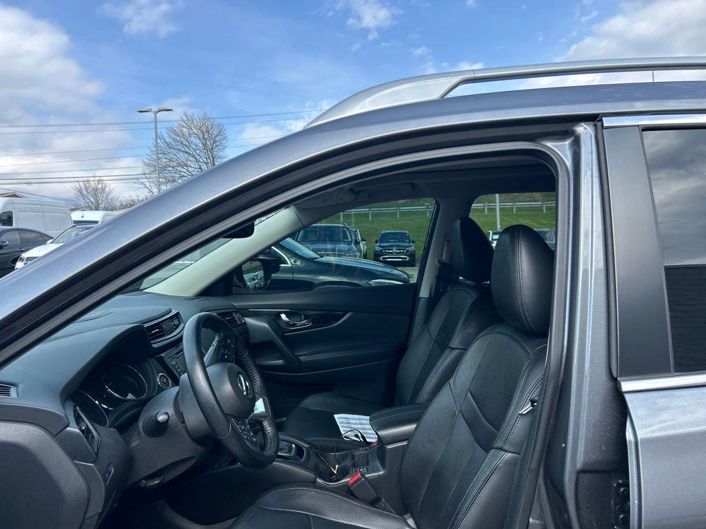 used 2019 Nissan Rogue car, priced at $18,733
