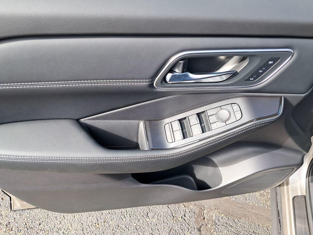 new 2026 Nissan Rogue car, priced at $39,051