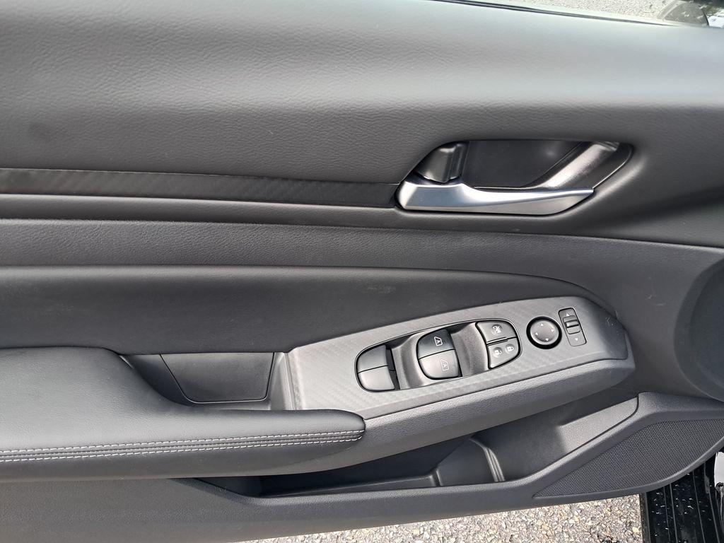 new 2025 Nissan Altima car, priced at $26,666