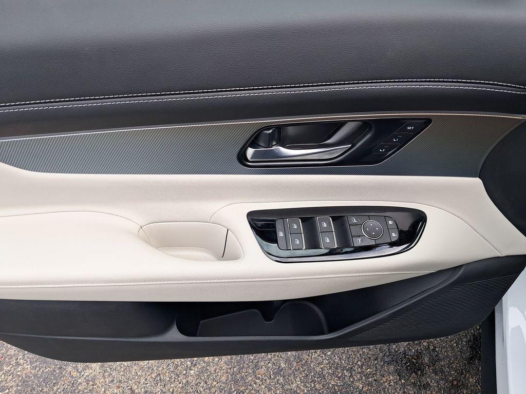 new 2025 Nissan Murano car, priced at $46,094
