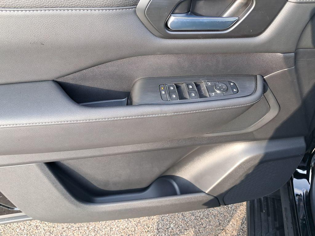 new 2026 Nissan Armada car, priced at $61,632