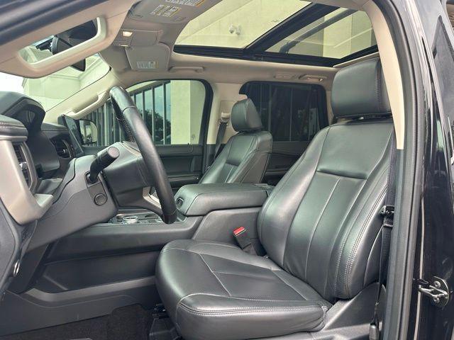 used 2022 Ford Expedition car, priced at $45,900