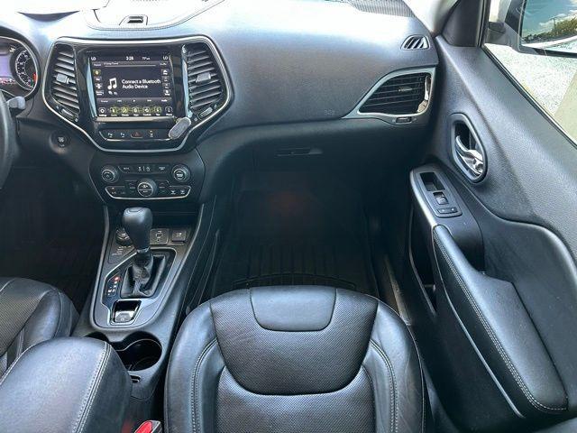 used 2019 Jeep Cherokee car, priced at $15,900