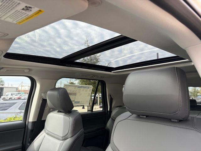 new 2025 Ford Expedition Max car, priced at $67,173