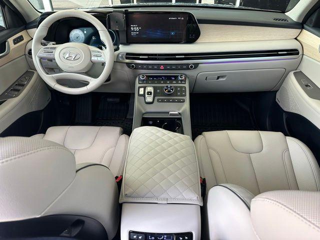 used 2024 Hyundai Palisade car, priced at $41,750