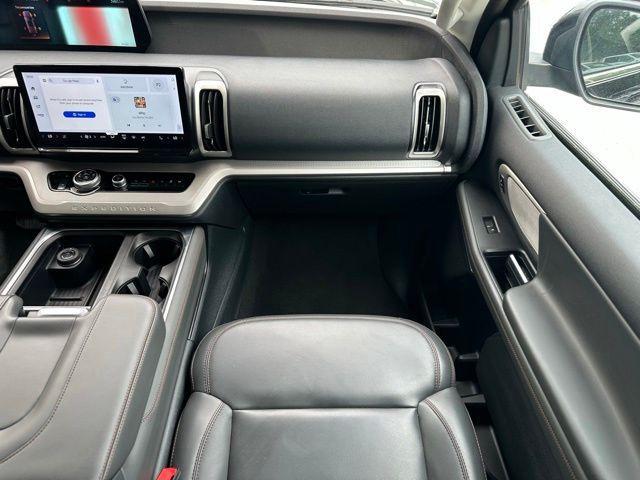 used 2025 Ford Expedition car, priced at $55,750
