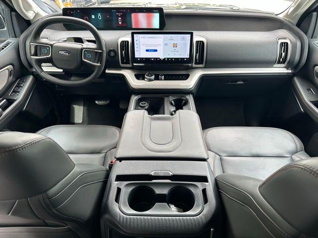 used 2025 Ford Expedition car, priced at $55,750