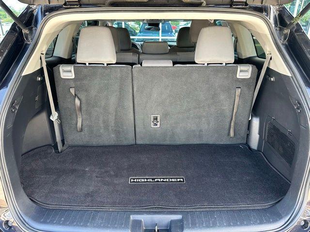 used 2020 Toyota Highlander car, priced at $25,750