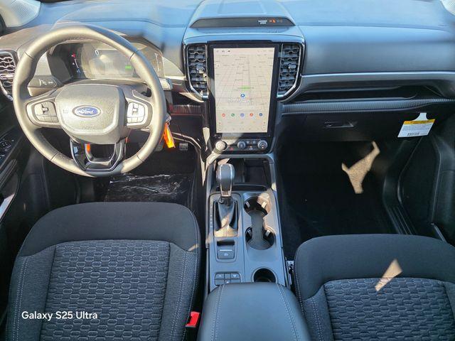 new 2025 Ford Ranger car, priced at $33,978
