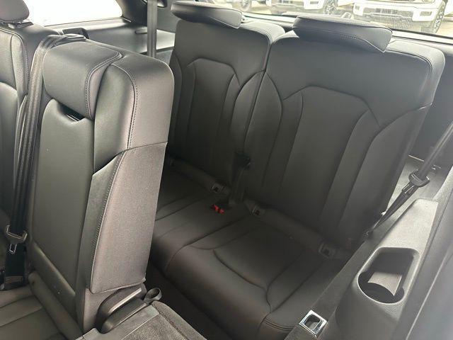 used 2023 Audi Q7 car, priced at $38,900