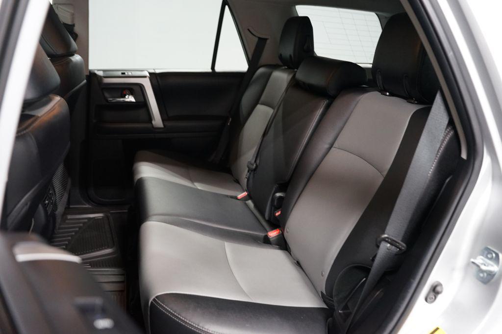 2017 Classic Silver Metallic Toyota 4Runner
