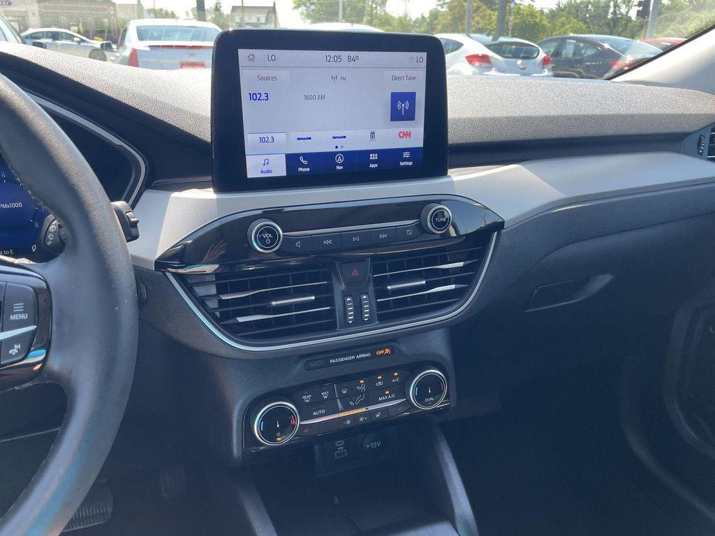 used 2022 Ford Escape car, priced at $15,995