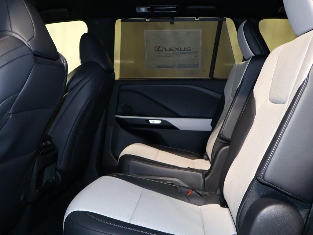 new 2026 Lexus TX 500h car, priced at $76,258