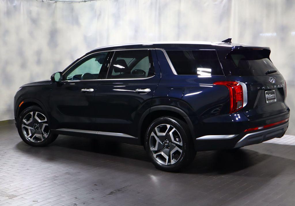 used 2023 Hyundai Palisade car, priced at $35,372