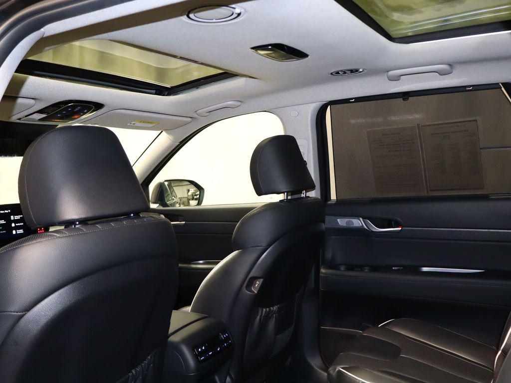 used 2023 Hyundai Palisade car, priced at $35,372