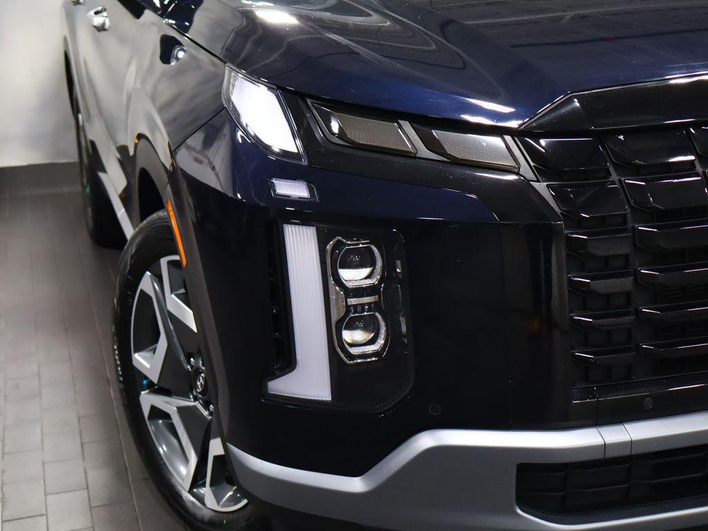 used 2023 Hyundai Palisade car, priced at $35,372