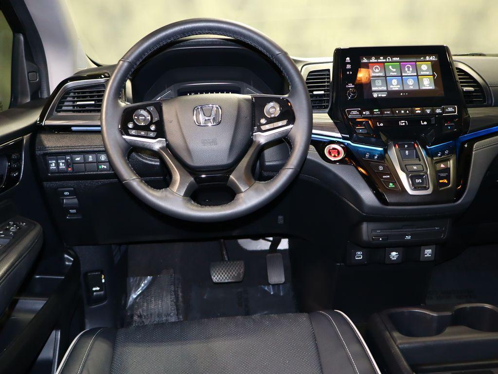 used 2024 Honda Odyssey car, priced at $41,324