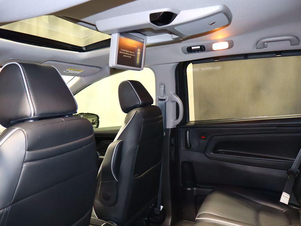 used 2024 Honda Odyssey car, priced at $41,324
