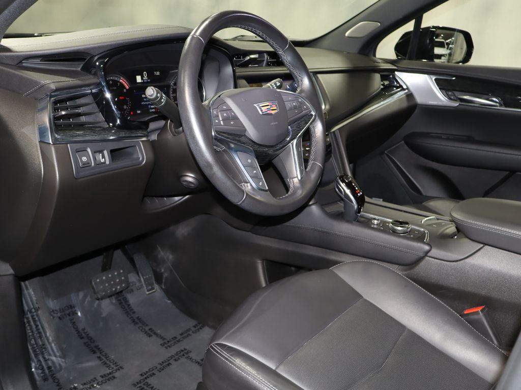 used 2021 Cadillac XT5 car, priced at $29,372