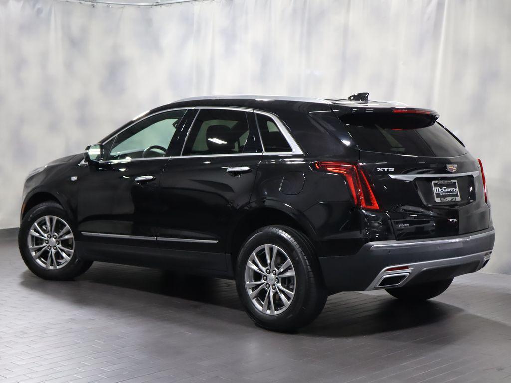 used 2021 Cadillac XT5 car, priced at $29,372