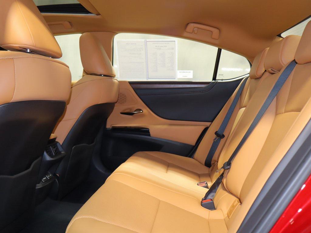 used 2025 Lexus ES 350 car, priced at $41,995