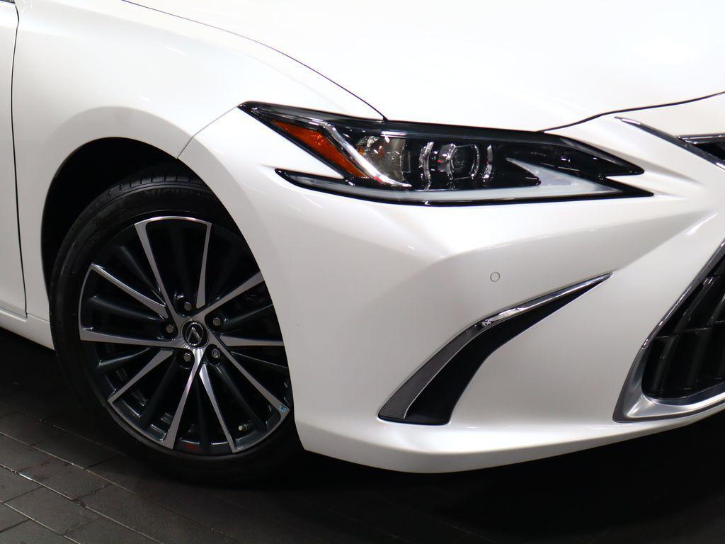 used 2024 Lexus ES 250 car, priced at $42,365