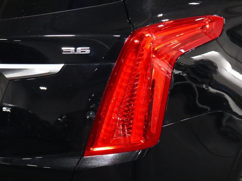 used 2019 Cadillac XT5 car, priced at $15,990