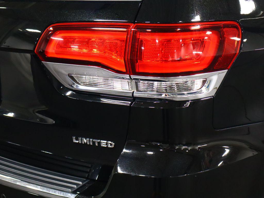 used 2020 Jeep Grand Cherokee car, priced at $17,988