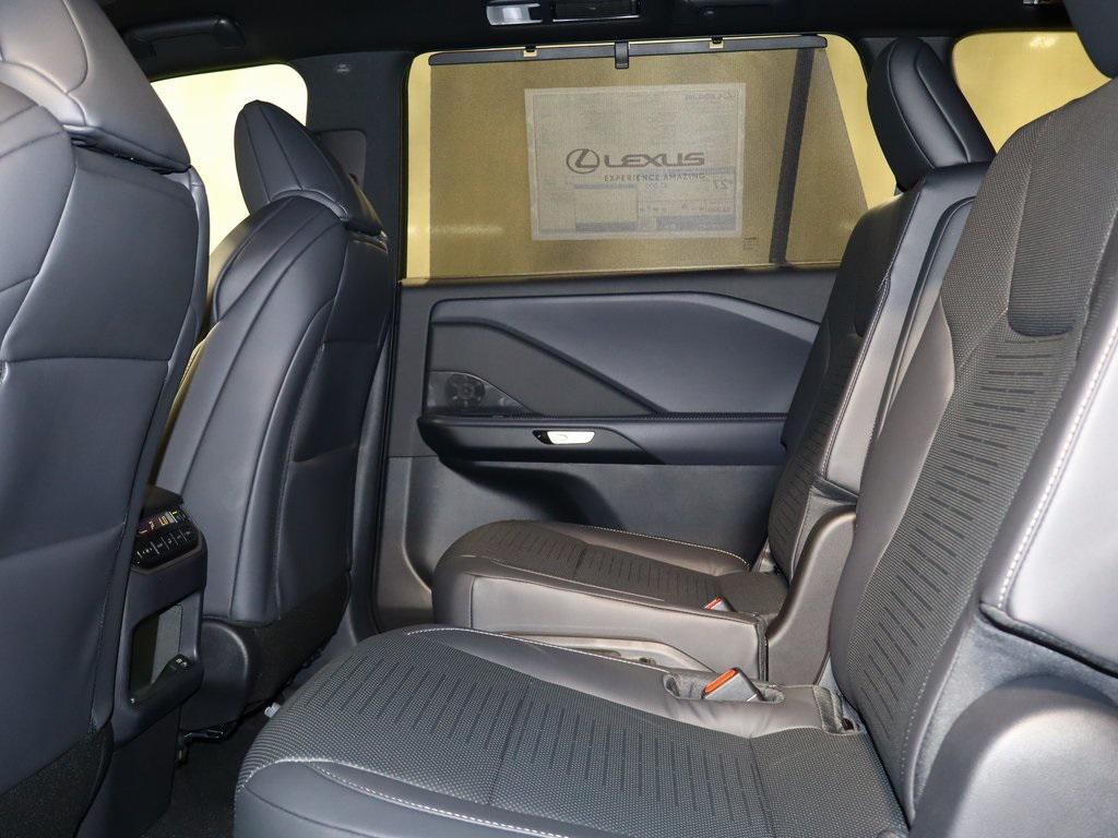 new 2026 Lexus TX 500h car, priced at $75,318