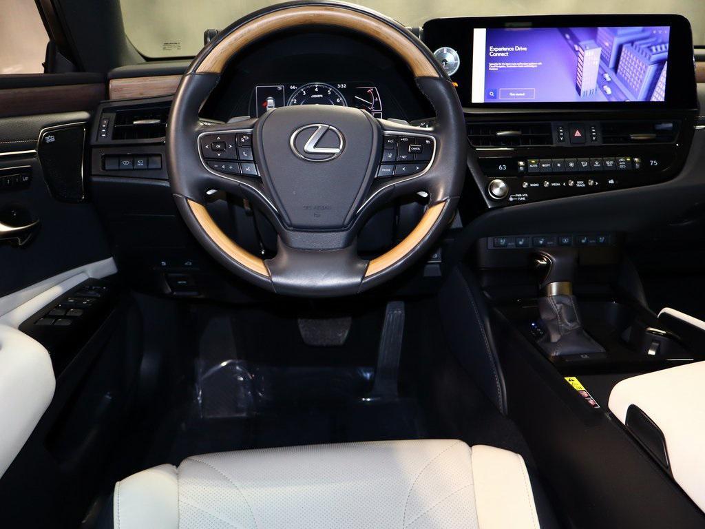 used 2024 Lexus ES 350 car, priced at $41,988