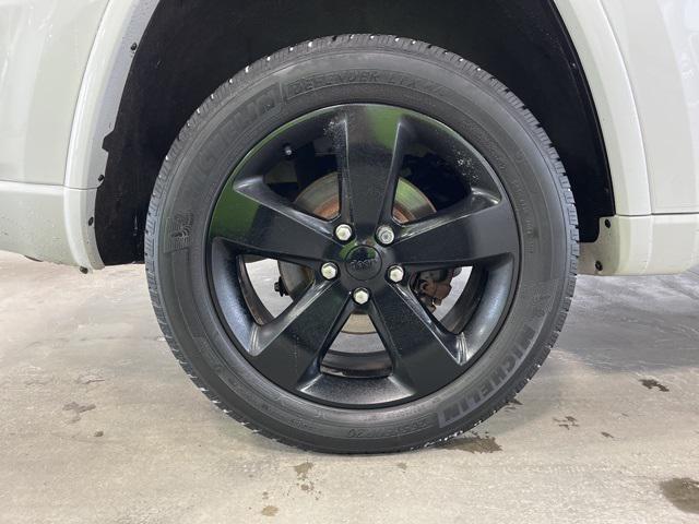 used 2015 Jeep Grand Cherokee car, priced at $8,441