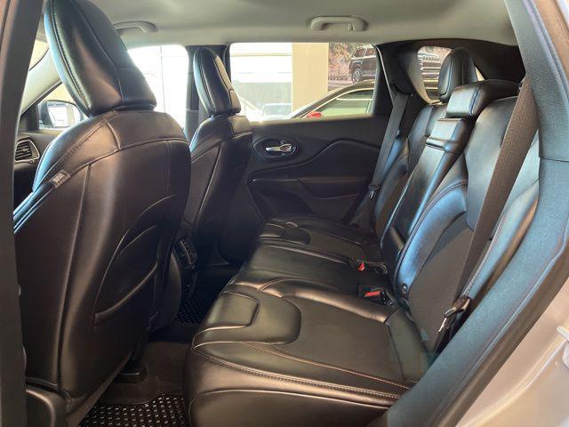 used 2019 Jeep Cherokee car, priced at $9,560