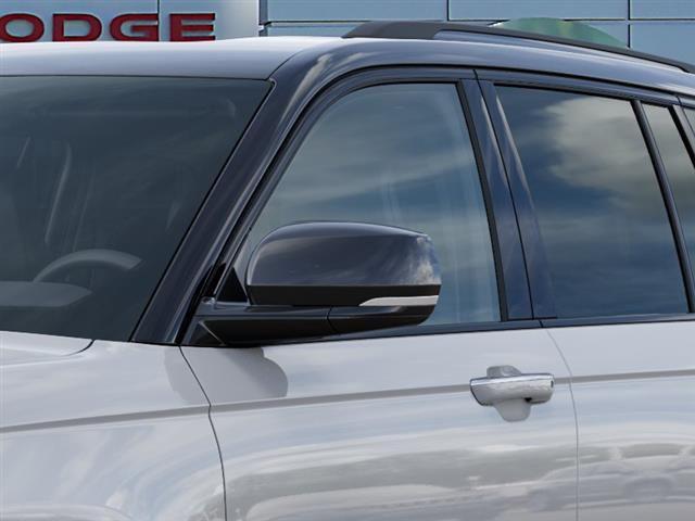 new 2025 Jeep Grand Cherokee car, priced at $53,640