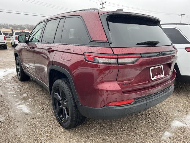 new 2025 Jeep Grand Cherokee car, priced at $50,720