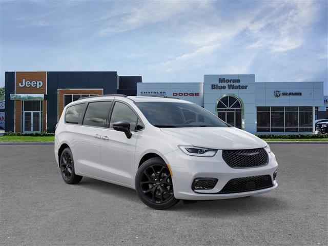 new 2026 Chrysler Pacifica car, priced at $54,615