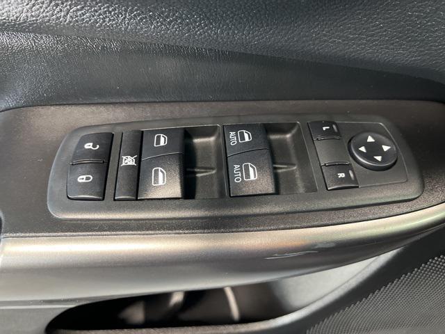 used 2020 Jeep Cherokee car, priced at $18,216