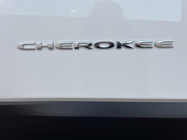 used 2021 Jeep Cherokee car, priced at $15,864