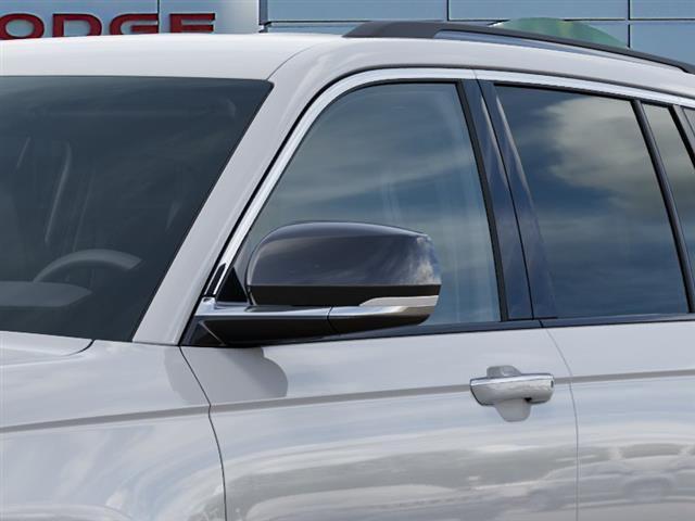 new 2026 Jeep Grand Cherokee car, priced at $47,615