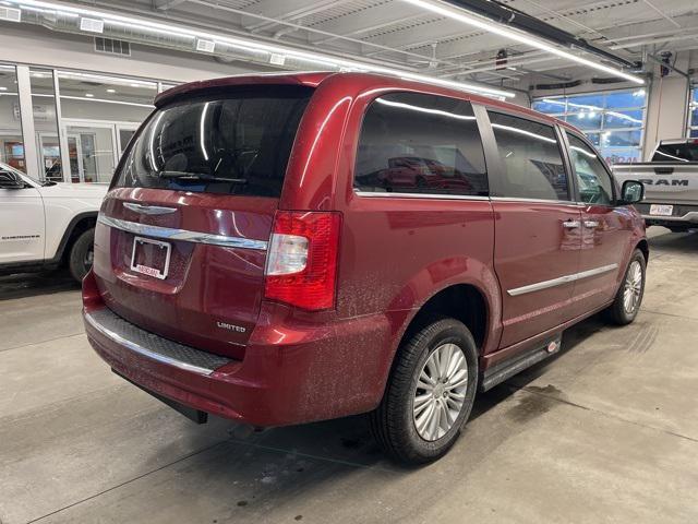 used 2014 Chrysler Town & Country car, priced at $17,995
