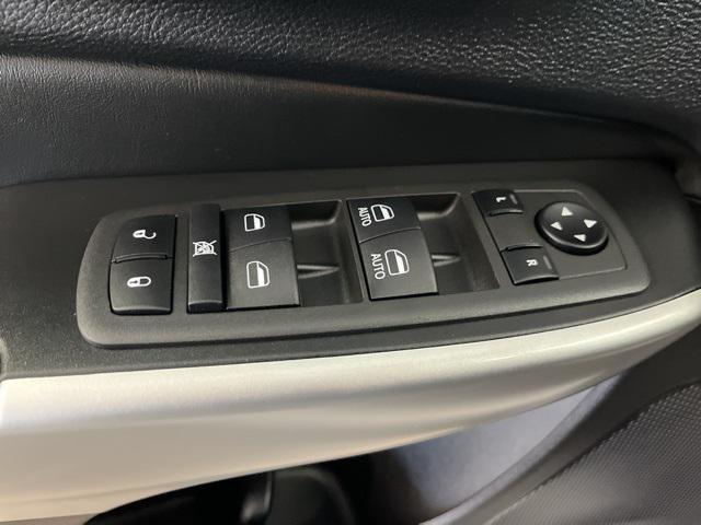 used 2022 Jeep Cherokee car, priced at $25,977