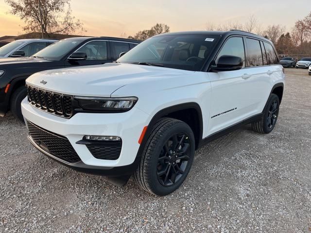 new 2025 Jeep Grand Cherokee car, priced at $53,140